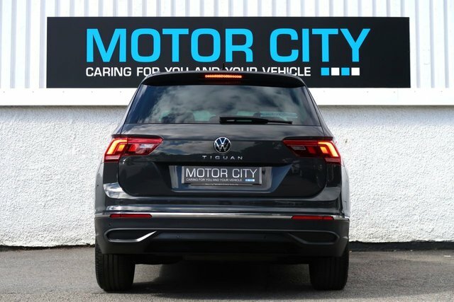 Volkswagen Tiguan 1.5 Tsi 150Ps Life Dsg Grey #8