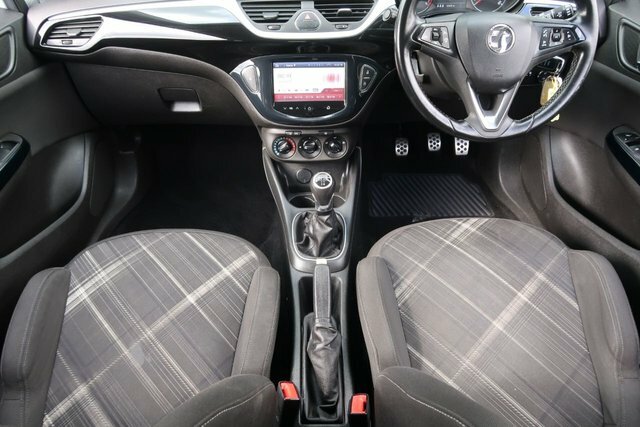 Vauxhall Corsa 1.4L Limited Edition 89 Bhp White #2