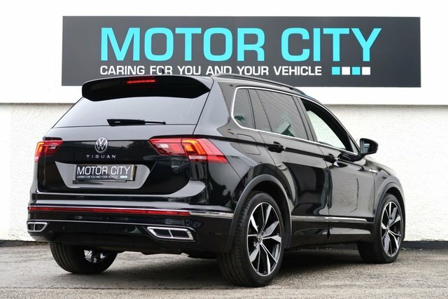 Volkswagen Tiguan 1.5 Tsi R-line Suv Dsg Euro 6 S S 15 MT23AZA Black #3