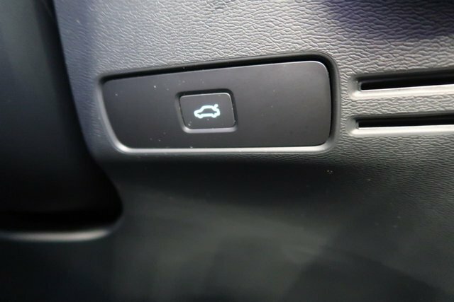 Volvo XC40 2.0 B4p Plus Dark #19