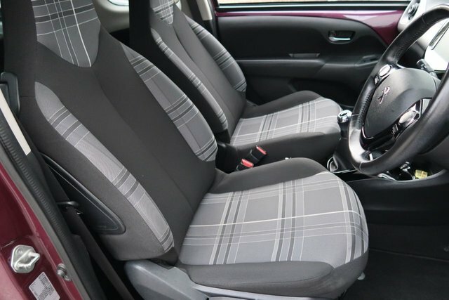 Peugeot 108 1.0 Active #8