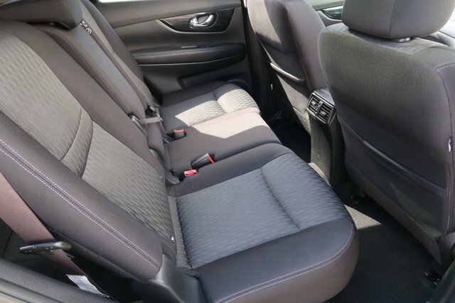 Nissan X-Trail Acenta White #15