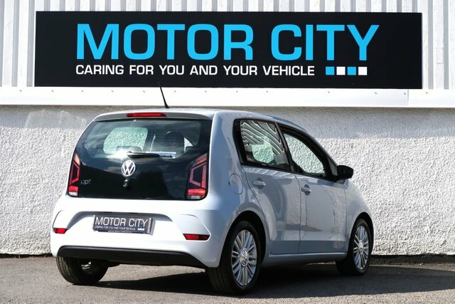 Volkswagen Up 1.0 Move Up Hatchback Asg Euro 6 60 P Silver #3