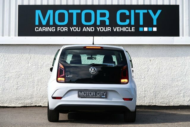 Volkswagen Up 1.0 High Up Red #8