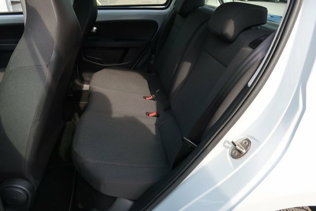 Volkswagen Up 1.0 High Up Red #11