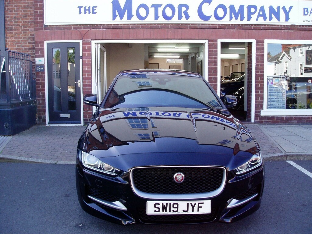 Jaguar XE 2.0I Gpf R-sport Euro 6 Ss Black #6
