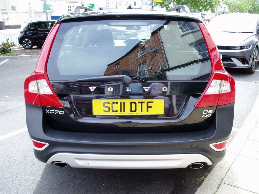 Volvo XC70 D5 Se Lux Estate Green #28