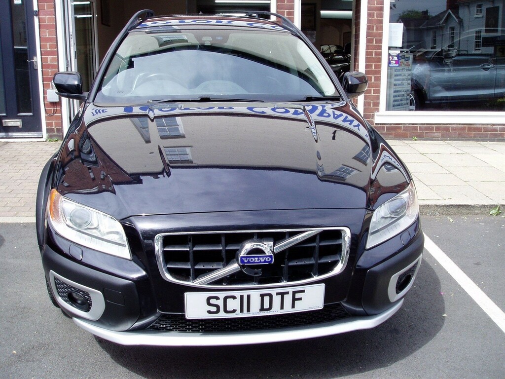 Volvo XC70 D5 Se Lux Estate Green #23