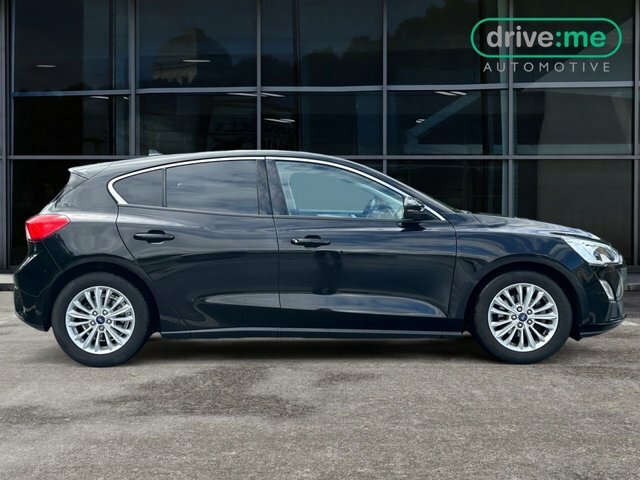 Ford Focus 1.0T Ecoboost Titanium Hatchback EA19HGD Black #5