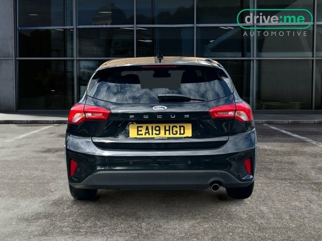 Ford Focus 1.0T Ecoboost Titanium Hatchback EA19HGD Black #3