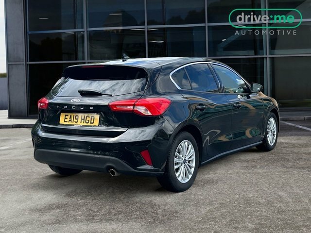 Ford Focus 1.0T Ecoboost Titanium Hatchback EA19HGD Black #4
