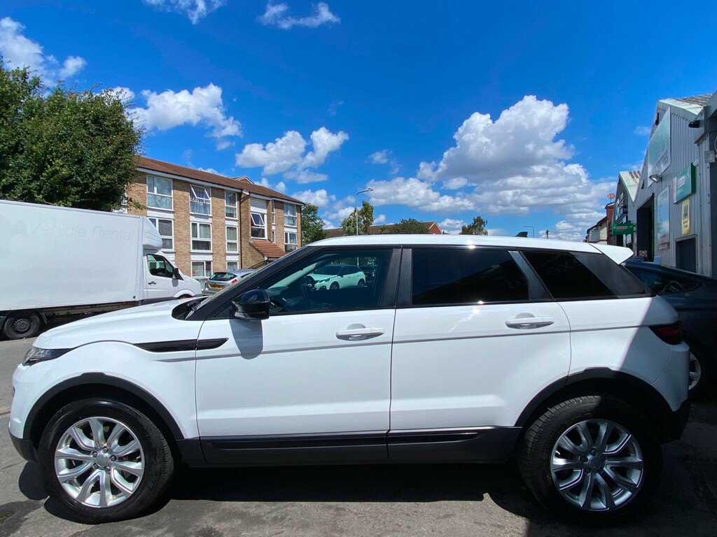Land Rover Range Rover Evoque 2.0 Td4 Se Tech 4Wd Euro 6 Ss PN16WNH White #5