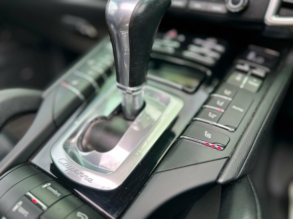 Porsche Cayenne E-hybrid Tiptronic S White #35