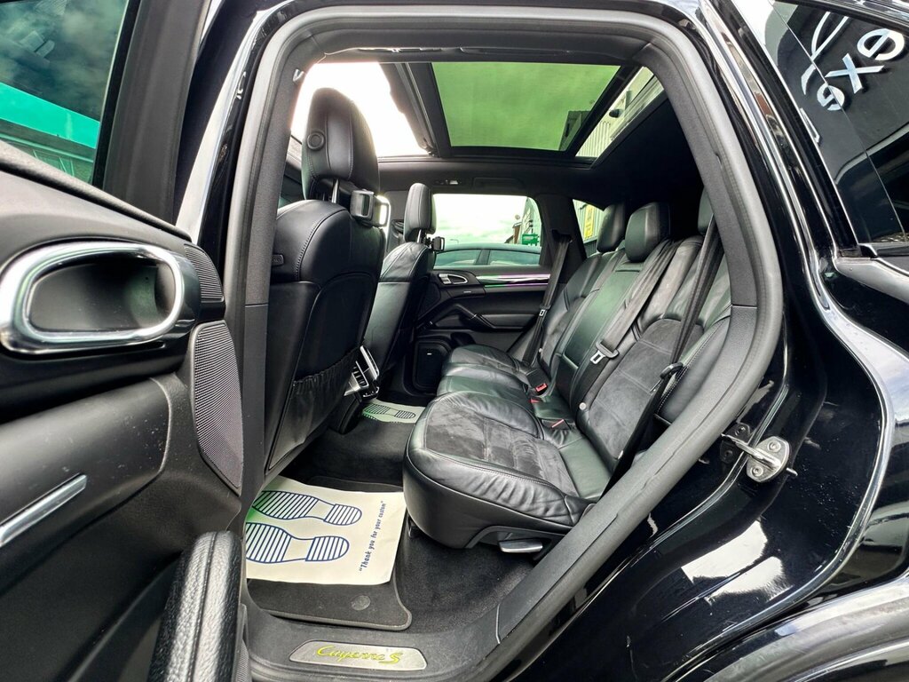 Porsche Cayenne E-hybrid Tiptronic S White #19