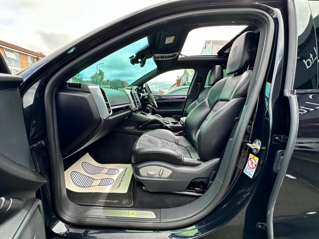 Porsche Cayenne E-hybrid Tiptronic S White #15