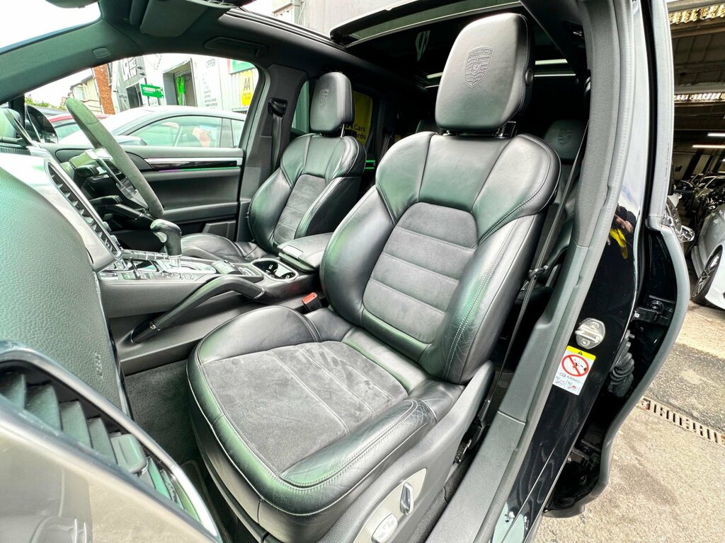 Porsche Cayenne E-hybrid Tiptronic S White #17