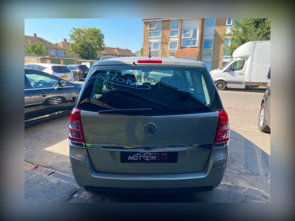 Vauxhall Zafira Petrol Black #7