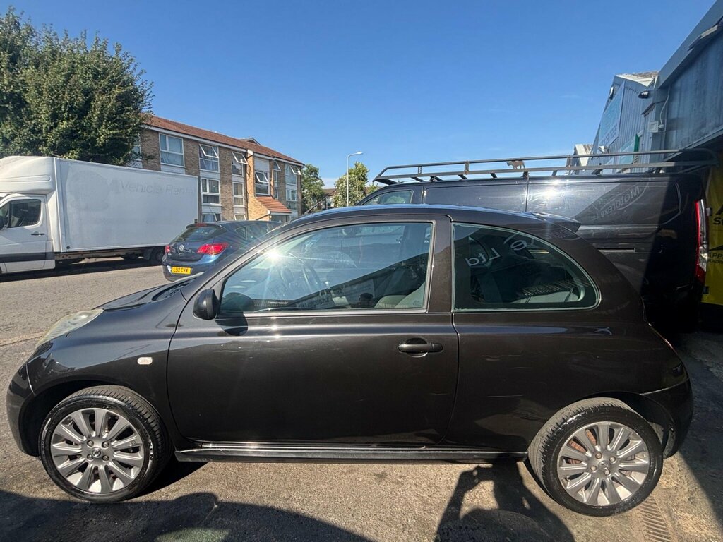 Nissan Micra 1.2 Sport Black #5