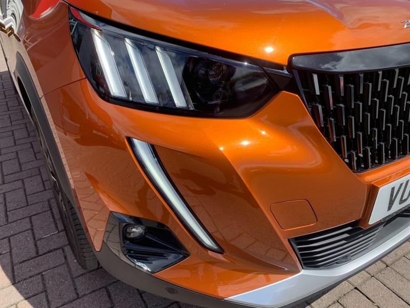 Peugeot 2008 1.2 Puretech Gt Premium Suv Eat Euro 6 VU22YHX Orange #5