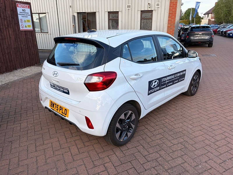 Hyundai I10 1.0 Advance Hatchback Euro 6 S BW75PLO White #4