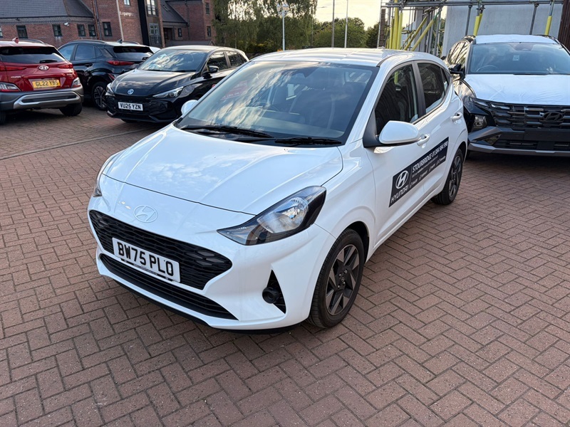 Hyundai I10 1.0 Advance Hatchback Euro 6 S BW75PLO White #2