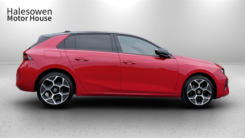Vauxhall Astra 1.2 Turbo Ultimate Hatchback Eur BA73ZFJ Red #3