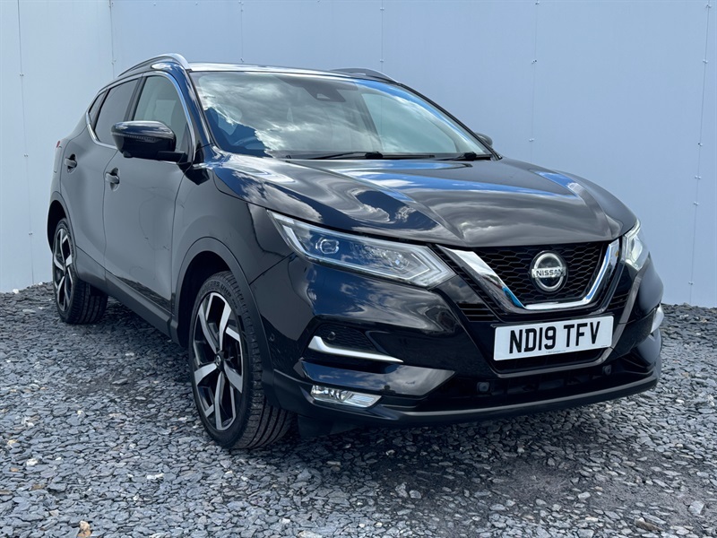 Nissan Qashqai 1.3 Dig-t Tekna Suv Euro 6 Ss ND19TFV Black