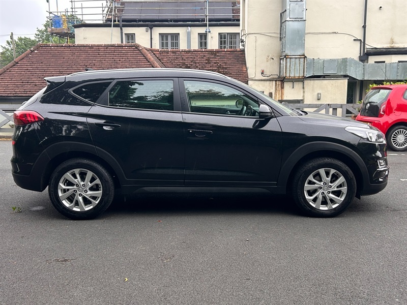 Hyundai Tucson 1.6 Gdi Se Nav Suv Euro 6 Ss EF69XSA Black #5