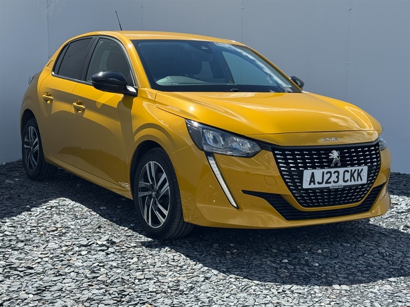 Peugeot 208 1.2 Puretech Active Premium Hatchback Yellow