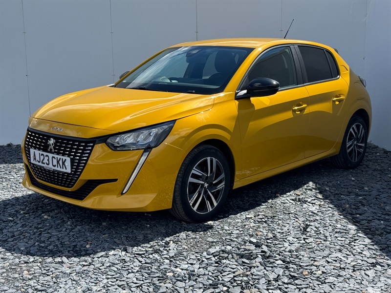 Peugeot 208 1.2 Puretech Active Premium Hatchback AJ23CKK Yellow #3
