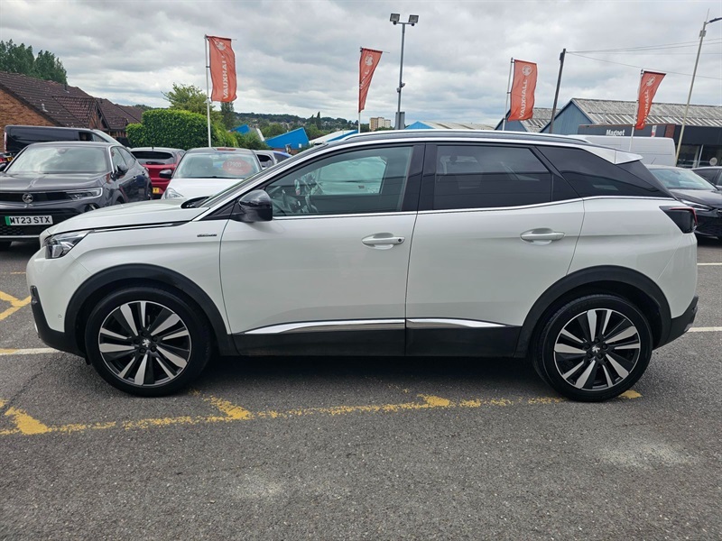 Peugeot 3008 1.2 Puretech Gt Line Premium Suv Eat Eu LJ13LAW White #2