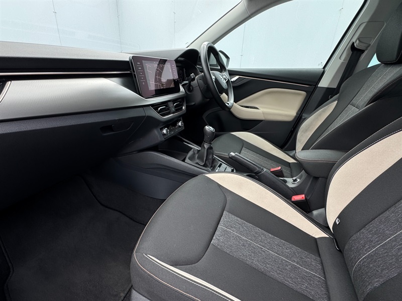 Skoda Kamiq 1.0 Tsi 110 Se Dsg Red #11