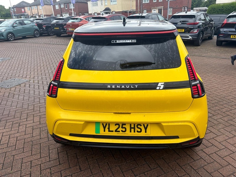 Renault 5 E-Tech Comfort Range 52Kwh Techno #4