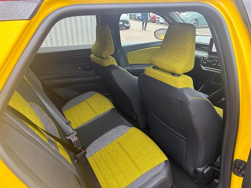 Renault 5 E-Tech Comfort Range 52Kwh Techno #12