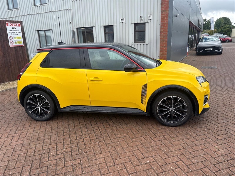 Renault 5 E-Tech Comfort Range 52Kwh Techno #2