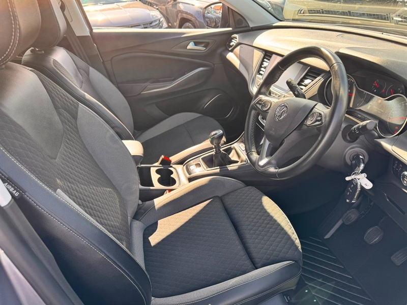 Vauxhall Grandland Hatchback Blue #10