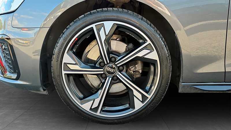 Audi A4 Avant 2L Technik Black #22