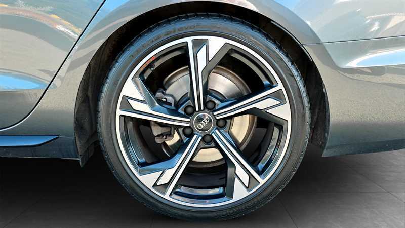 Audi A4 Avant 2L Technik Black #23