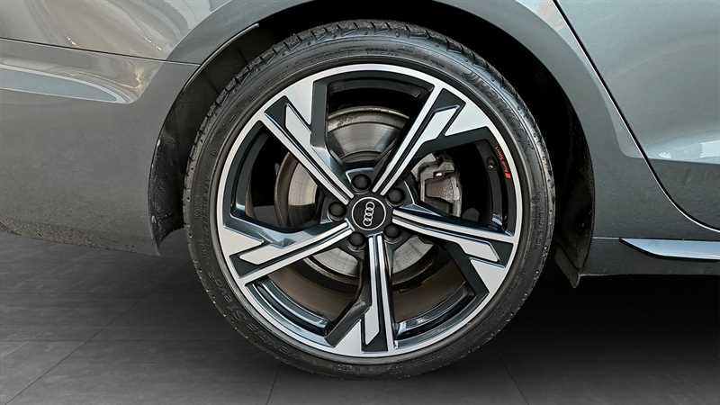 Audi A4 Avant 2L Technik Black #24