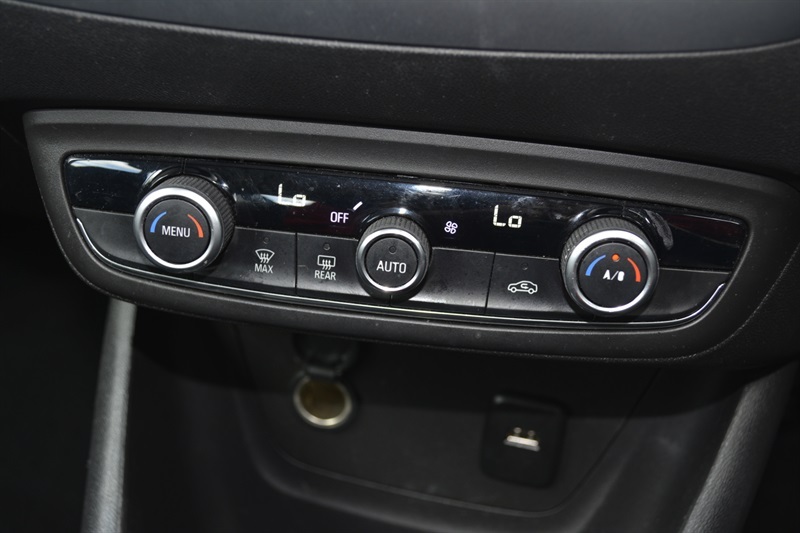 Vauxhall Crossland Tech Line Nav Grey #18