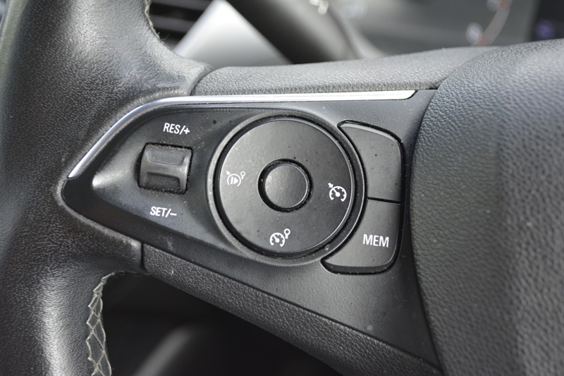 Vauxhall Crossland Tech Line Nav Grey #19