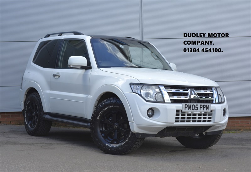 Mitsubishi Shogun 3.2 Di-dc Warrior Suv 4Wd Euro 5 S White