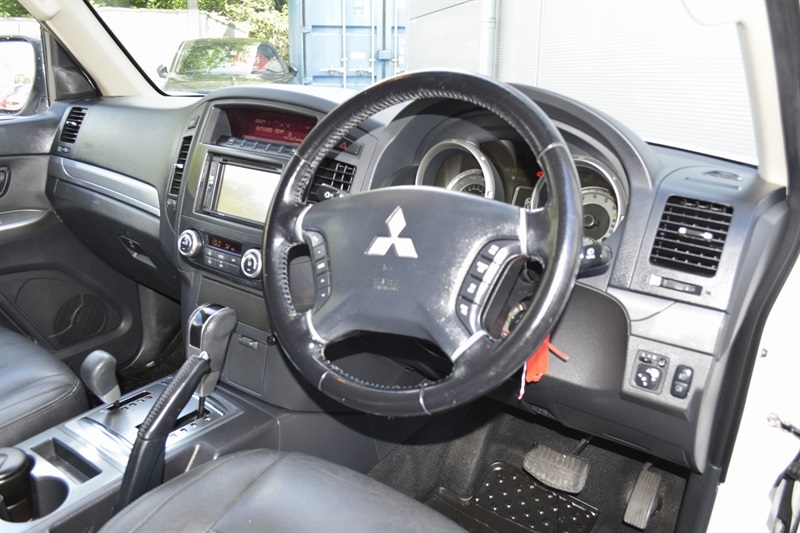 Mitsubishi Shogun Shogun Sg3 Di-d Lwb Black #10