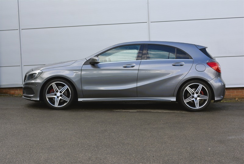 Mercedes-Benz A Class 2.0 A250 Blueefficiency Engineered By Amg Hatchbac BU13OCY Grey #3