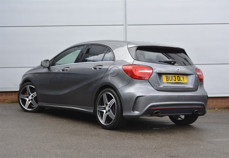 Mercedes-Benz A Class 2.0 A250 Blueefficiency Engineered By Amg Hatchbac BU13OCY Grey #4