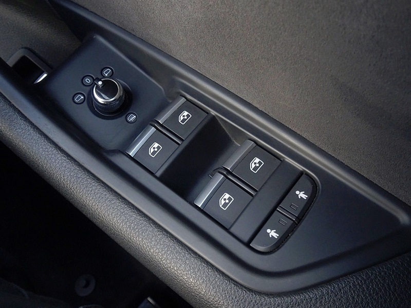 Audi A4 1.4T Fsi Black Edition S Tronic Full Audi Serv Grey #28