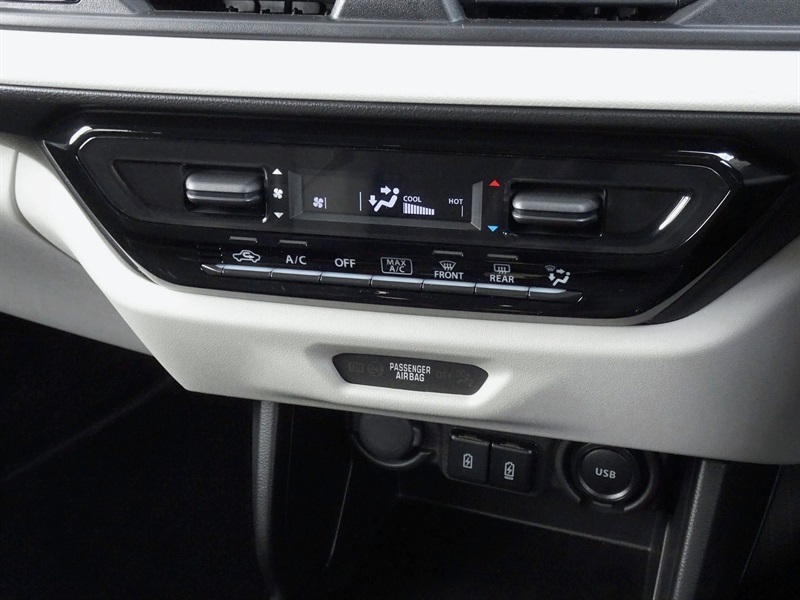 Suzuki Swift Sz-l Dualjet Mhev 1.2 Black #22