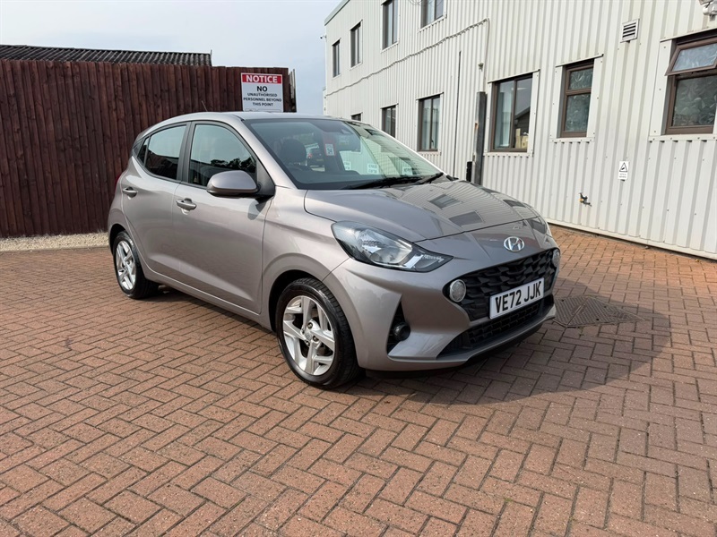 Hyundai I10 1.2 Se Connect Hatchback Euro 6 Brown