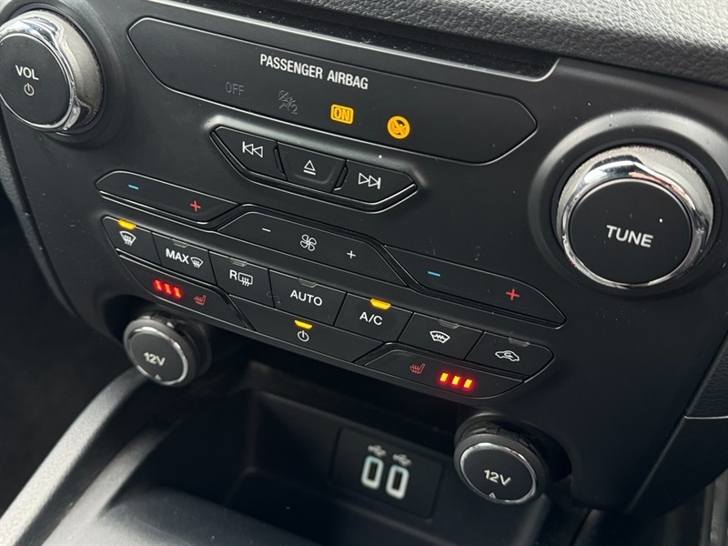 Ford Ranger 2.0L Wildtrak Ecoblue 0D Black #19