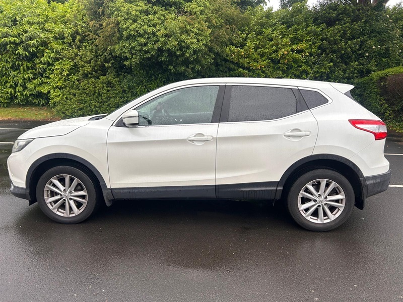 Nissan Qashqai 1.6 Dci Acenta Premium Suv Xtron 2Wd Eu OV15MXR White #4